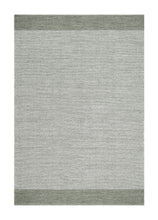 Alva Skogsgrön - Garnmatta - K/M Carpets | Mattfabriken