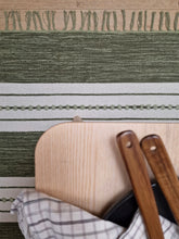 Sund Skogsgrön - Garnmatta - K/M Carpets | Mattfabriken