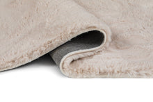 Heaven Deluxe Natur - Gångmatta med pälskänsla - K/M Carpets | Mattfabriken