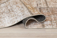 Amber Patch Taupe - Tvättbar Gångmatta - KM Home | Mattfabriken