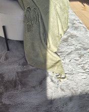 Heaven Deluxe Grå - Gångmatta med pälskänsla - KM Home | Mattfabriken