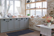 Line Marinblå - Handvävd Gångmatta - KM Home | Mattfabriken