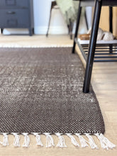 Line Choklad - Handvävd Gångmatta - KM Home | Mattfabriken