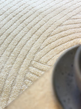 Genova Harmony Vit - Modern Matta - KM Home | Mattfabriken