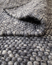 Skagen Grafitmelange - Handvävd Ullmatta - K/M Carpets | Mattfabriken