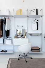 Madrid Frame Grå - Flatvävd Matta - K/M Carpets | Mattfabriken