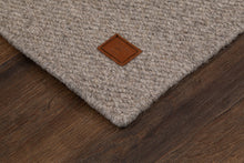 Ekeby Grå - Handvävd Gångmatta - K/M Carpets | Mattfabriken