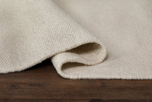 Ekeby Vit - Handvävd Gångmatta - K/M Carpets | Mattfabriken