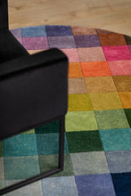 Insignia Cube Multi - Handvävd Ullmatta - K/M Carpets | Mattfabriken